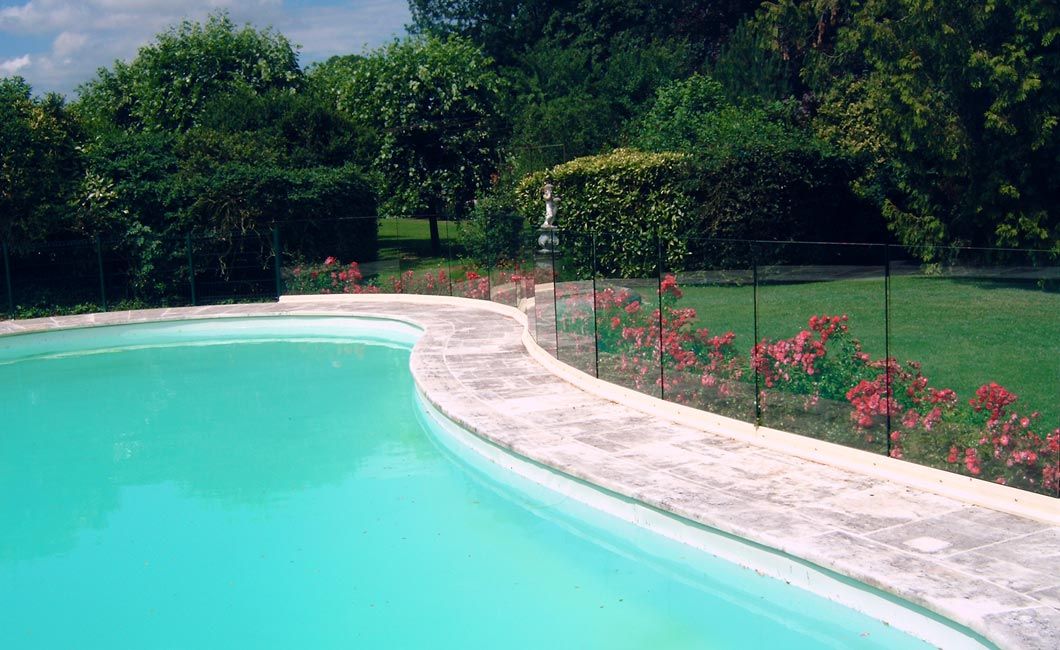 Palissade en verre pour piscine
